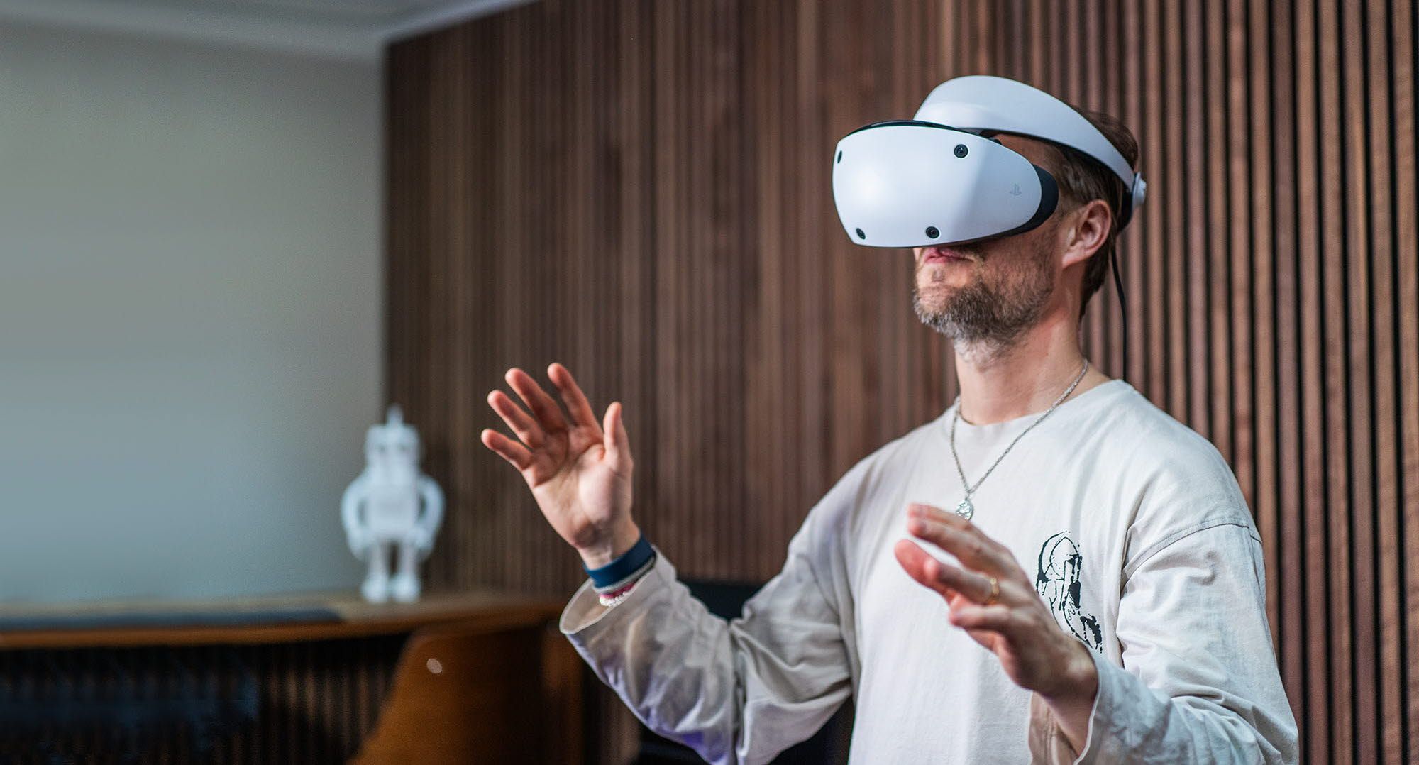 VR headset - man doing hand gestures